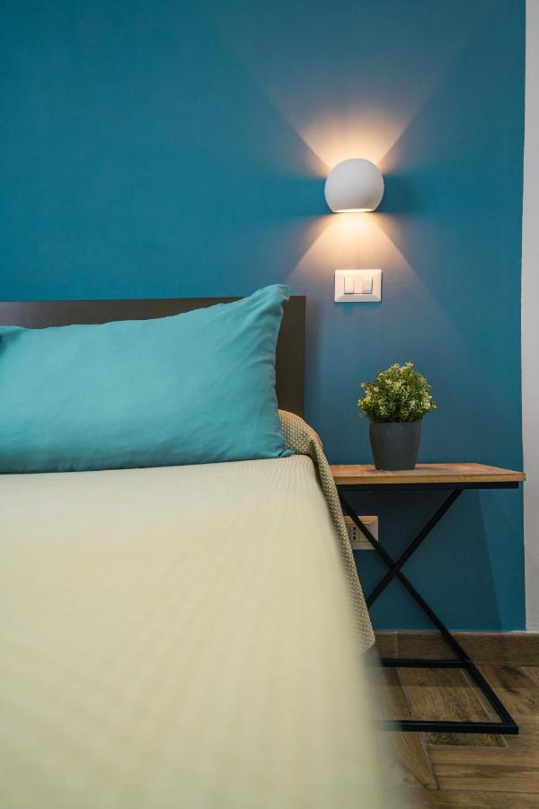Hub Ferroviario - 12 Posti Letto Per Il Tuo Gruppo A Con Wifi E Netflix Neapel