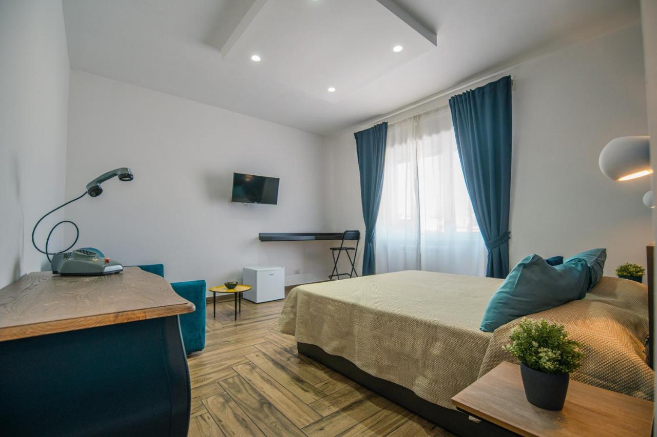 Hub Ferroviario - 12 Posti Letto Per Il Tuo Gruppo A Con Wifi E Netflix Bed and breakfast
